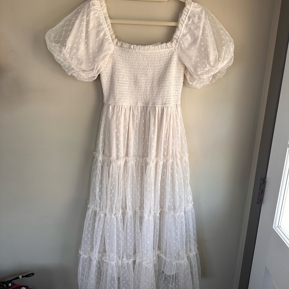 Blu Pepper Cream Textured tiered Dress Small